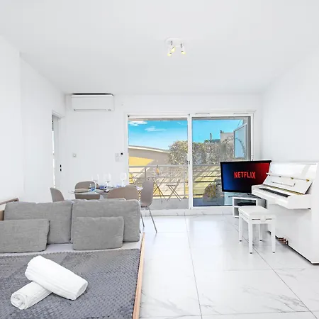 Proche Monaco - Joli Deux Pieces Renove - En Apartamento *