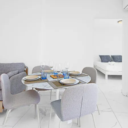 Proche Monaco - Joli Deux Pieces Renove - En